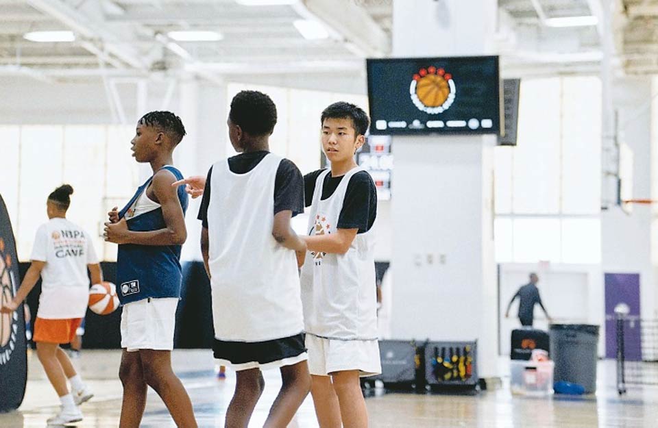 走れ！毎小特派員