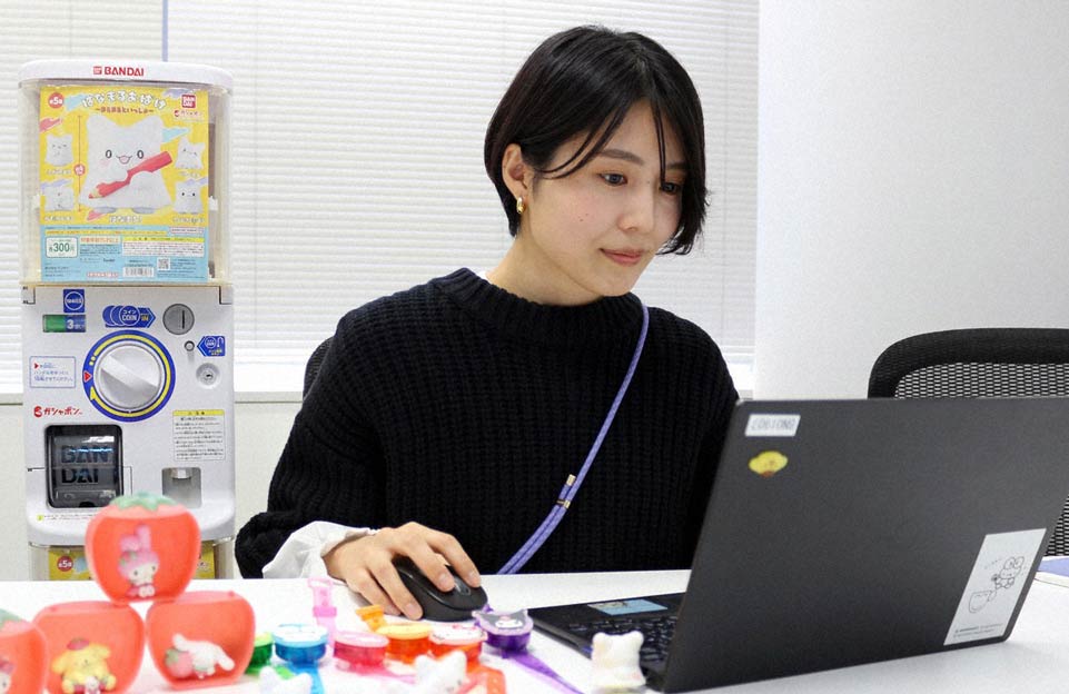 仕事ずかん　カプセルトイ開発