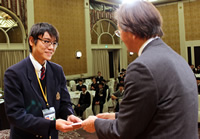 ｢就職祝い金」を受け取る代表者