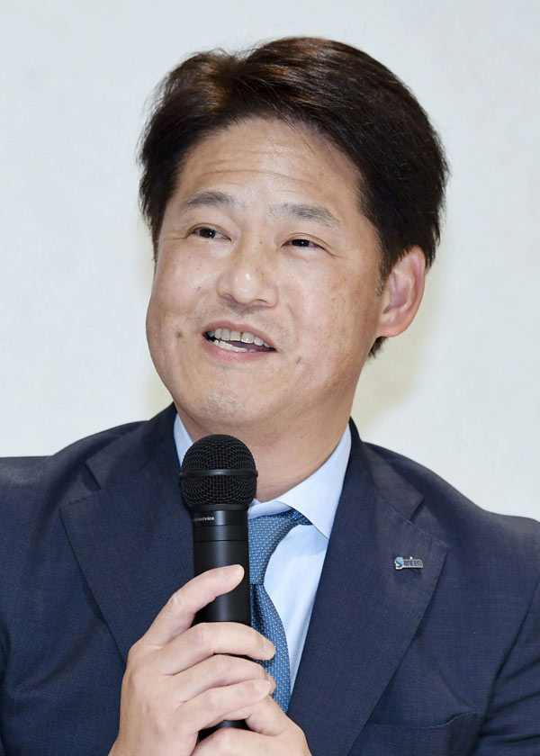 「参天製薬」の長谷川成男・基本理念・ＣＳＶ推進部長